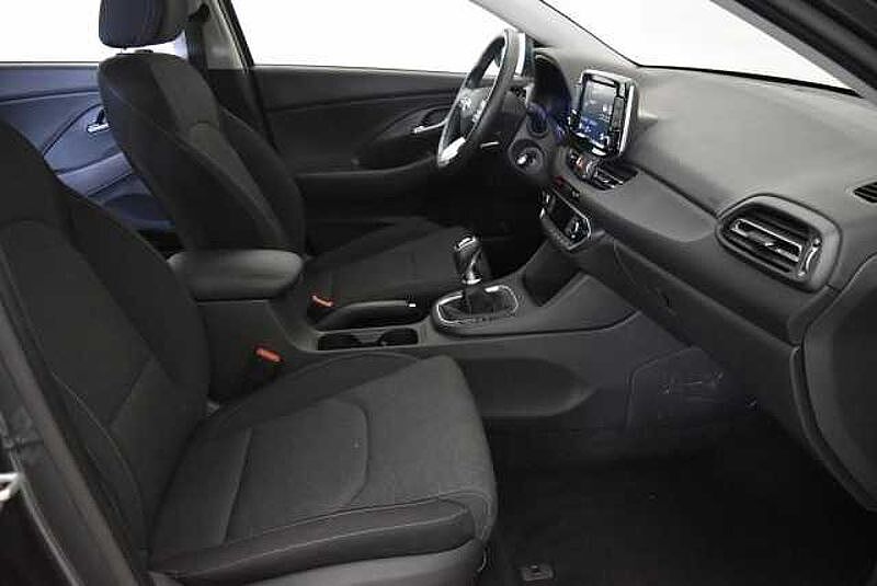 Hyundai i30 1.0 TGDI Klass LR 48V 120